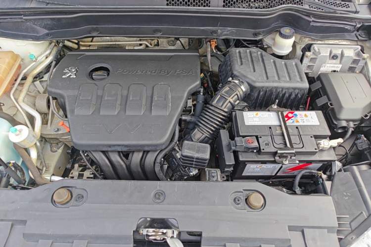 Used Dongfeng Aeolus AX7 2015 2.0L Automatic Zhiyi Trim Engine Bay
