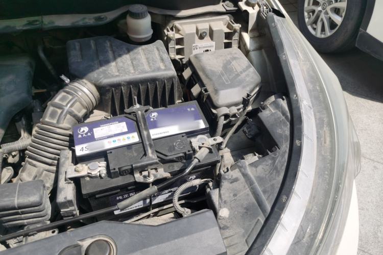 Used Dongfeng Aeolus AX7 2015 2.0L Manual Zhiyi Trim Engine Bay Left