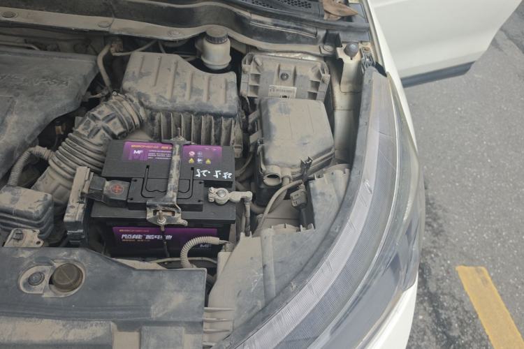 Used Dongfeng Aeolus AX7 2015 2.0L Manual Zhiyi Trim Engine Bay Left