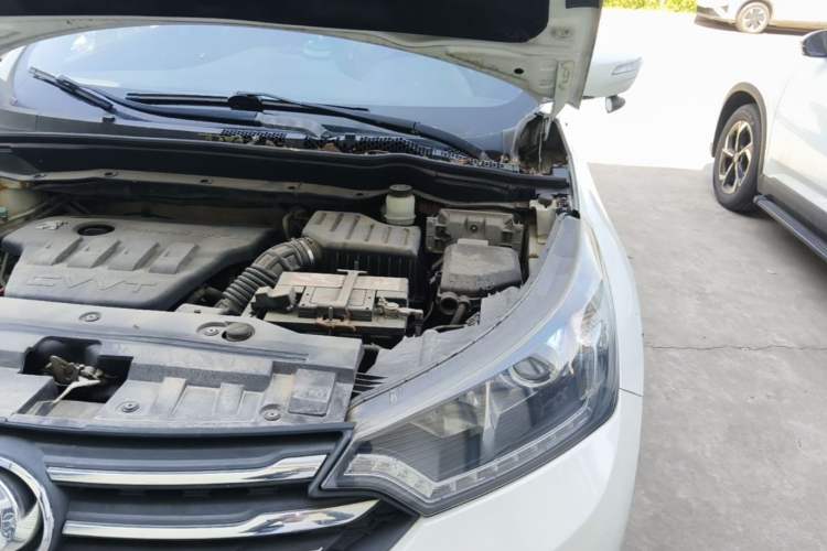 Used Dongfeng Aeolus AX7 2015 2.0L Automatic Zhiyi Trim Engine Bay Left