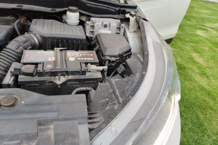 Used Dongfeng Aeolus AX7 2015 2.0L Automatic Zhiyi Trim Engine Bay Left