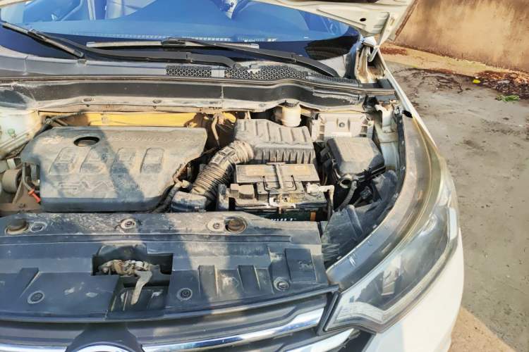 Used Dongfeng Aeolus AX7 2015 2.0L Automatic Zhiyi Trim Engine Bay Left