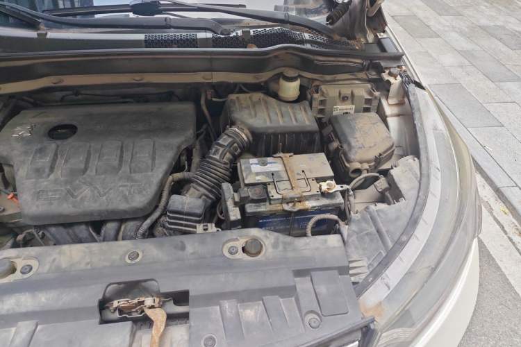 Used Dongfeng Aeolus AX7 2015 2.0L Automatic Zhiyi Trim Engine Bay Left