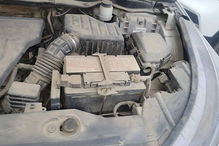 Used Dongfeng Aeolus AX7 2015 2.0L Automatic Zhiyi Trim Engine Bay Left