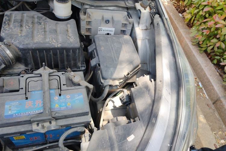 Used Dongfeng Aeolus AX7 2015 2.0L Manual Zhiyi Trim Engine Bay Left