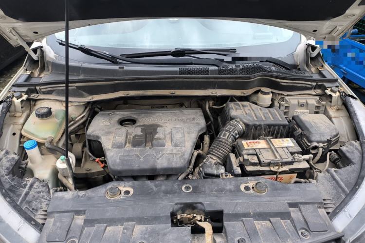 Used Dongfeng Aeolus AX7 2015 2.0L Automatic Zhiyue Version Engine Bay