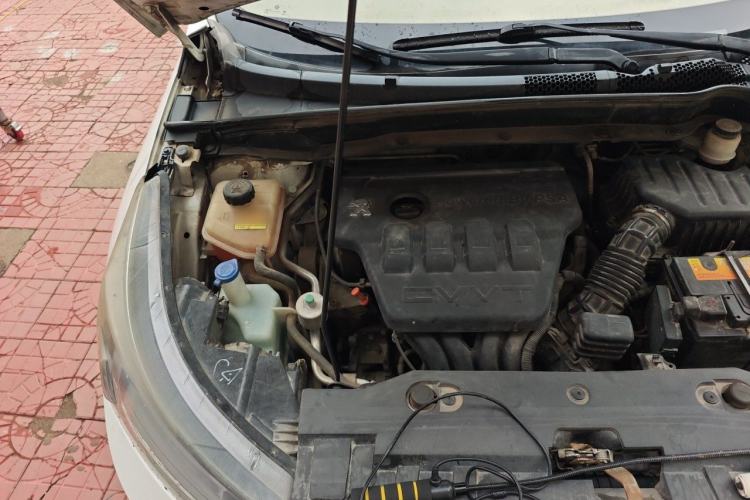 Used Dongfeng Aeolus AX7 2015 2.0L Automatic Zhiyi Trim Engine Bay Right
