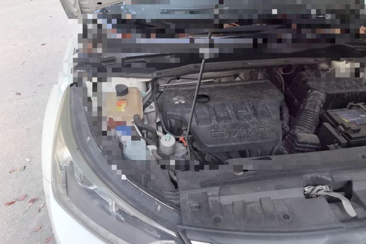 Used Dongfeng Aeolus AX7 2015 2.0L Automatic Zhiyi Trim Engine Bay Right