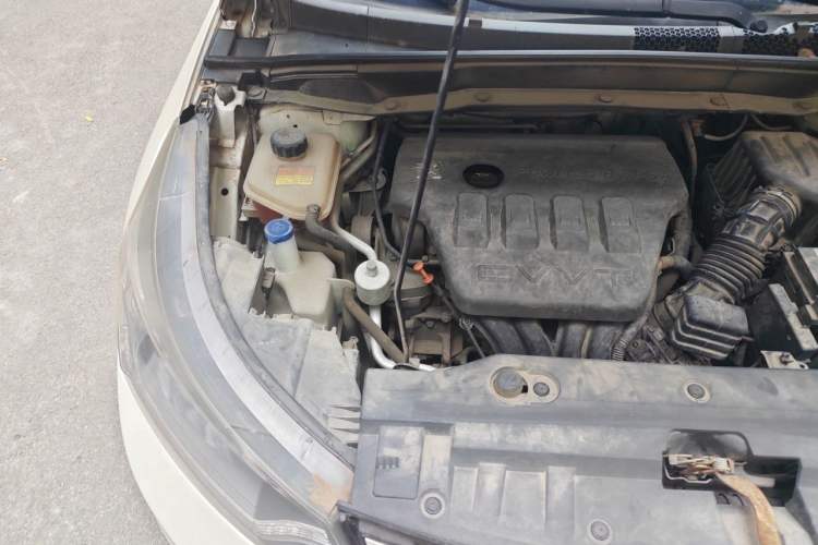 Used Dongfeng Aeolus AX7 2015 2.0L Automatic Zhiyi Trim Engine Bay Right