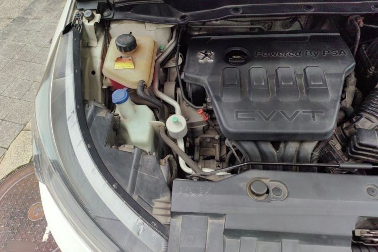 Used Dongfeng Aeolus AX7 2015 2.0L Automatic Zhiyi Trim Engine Bay Right