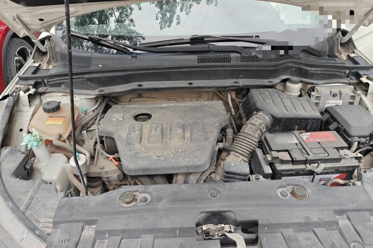 Used Dongfeng Aeolus AX7 2015 2.0L Manual Zhiyi Trim Engine Bay