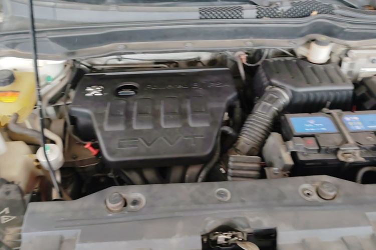 Used Dongfeng Aeolus AX7 2015 2.0L Automatic Zhiyi Trim Engine Bay