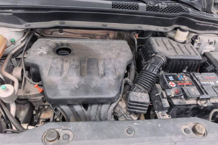 Used Dongfeng Aeolus AX7 2015 2.0L Manual Zhiyi Trim Engine Bay