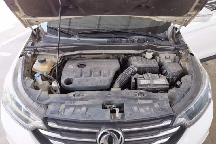 Used Dongfeng Aeolus AX7 2015 2.3L Automatic ZhiZun Version Engine Bay
