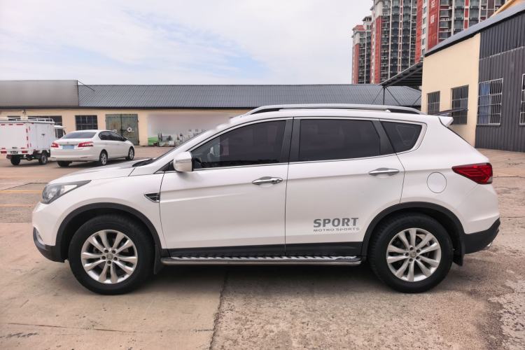 Used Dongfeng Aeolus AX7 2015 2.0L Automatic Zhiyi Trim Exterior 5