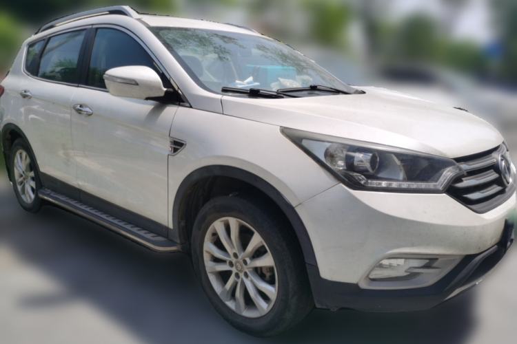 Used Dongfeng Aeolus AX7 2015 2.0L Manual Zhiyi Trim Front Right 45 Deg