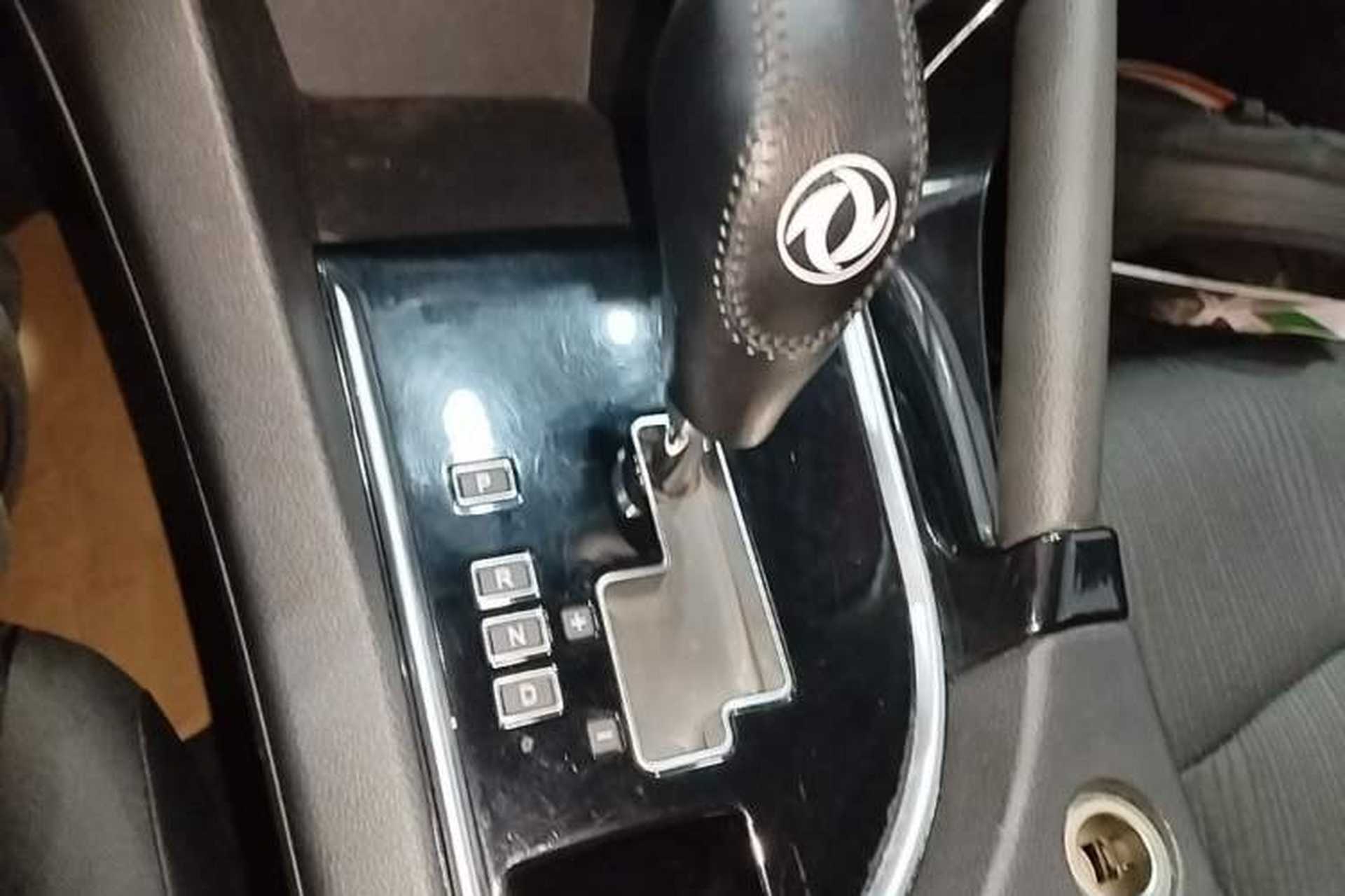 Used Dongfeng Aeolus AX7 2015 2.0L Automatic Zhiyue Version Gear Lever