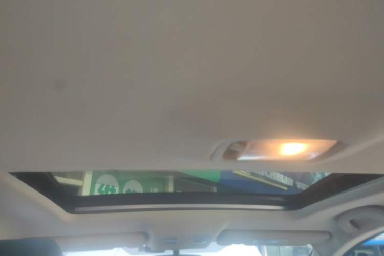 Used Dongfeng Aeolus AX7 2015 2.0L Manual Zhiyi Trim Headliner