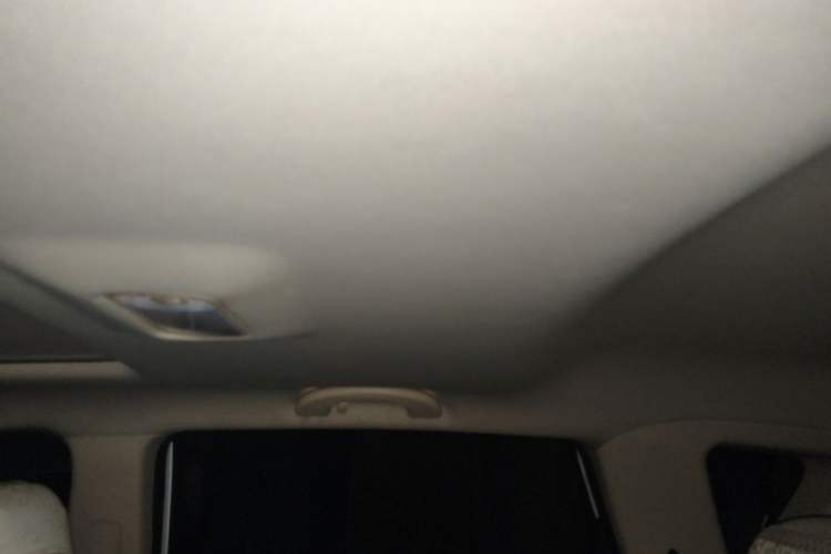 Used Dongfeng Aeolus AX7 2015 2.0L Manual Zhiyi Trim Headliner