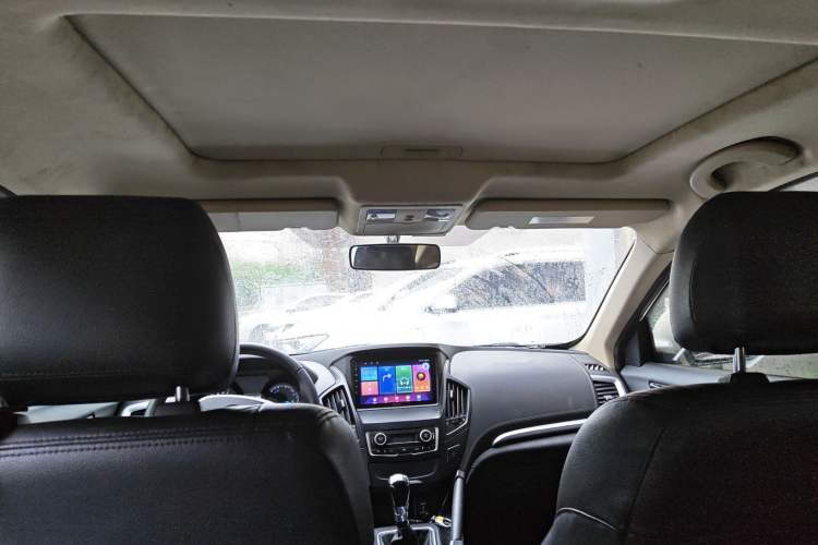 Used Dongfeng Aeolus AX7 2015 2.0L Manual Zhiyi Trim Headliner