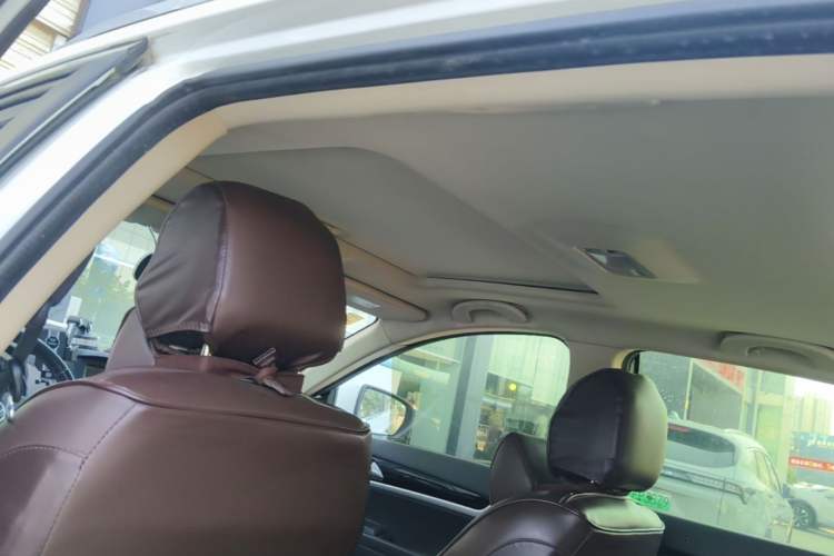 Used Dongfeng Aeolus AX7 2015 2.0L Automatic Zhiyi Trim Headliner
