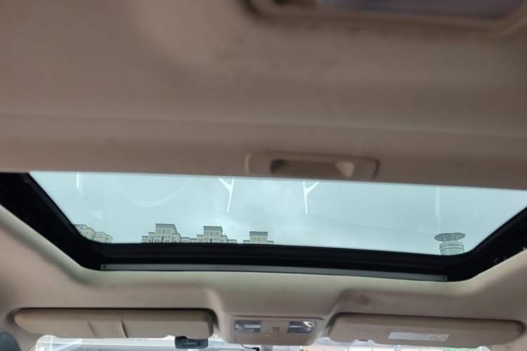 Used Dongfeng Aeolus AX7 2015 2.0L Manual Zhiyi Trim Headliner