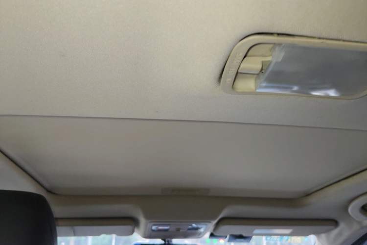 Used Dongfeng Aeolus AX7 2015 2.0L Automatic Zhiyi Trim Headliner