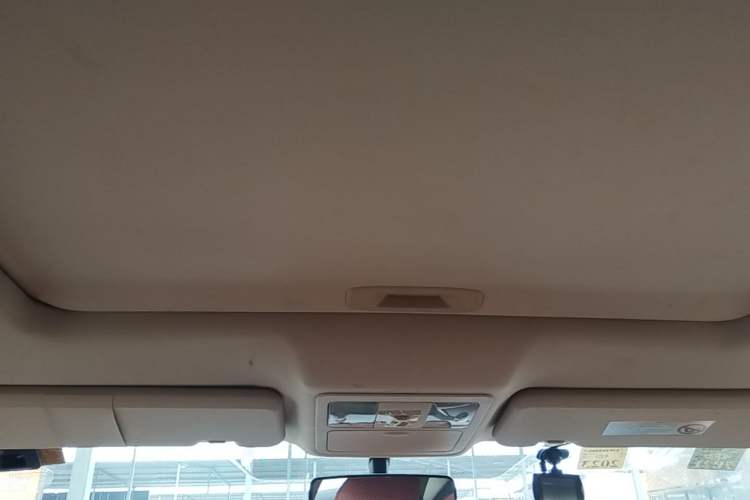 Used Dongfeng Aeolus AX7 2015 2.0L Manual Zhiyi Trim Headliner