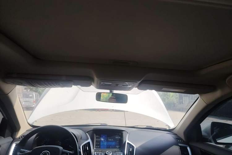 Used Dongfeng Aeolus AX7 2015 2.3L Automatic ZhiZun Version Headliner