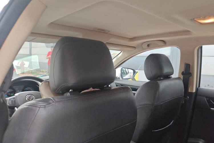 Used Dongfeng Aeolus AX7 2015 2.3L Automatic ZhiZun Version Headliner