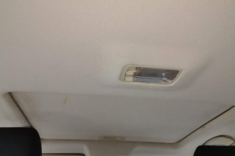 Used Dongfeng Aeolus AX7 2015 2.3L Automatic ZhiZun Version Headliner