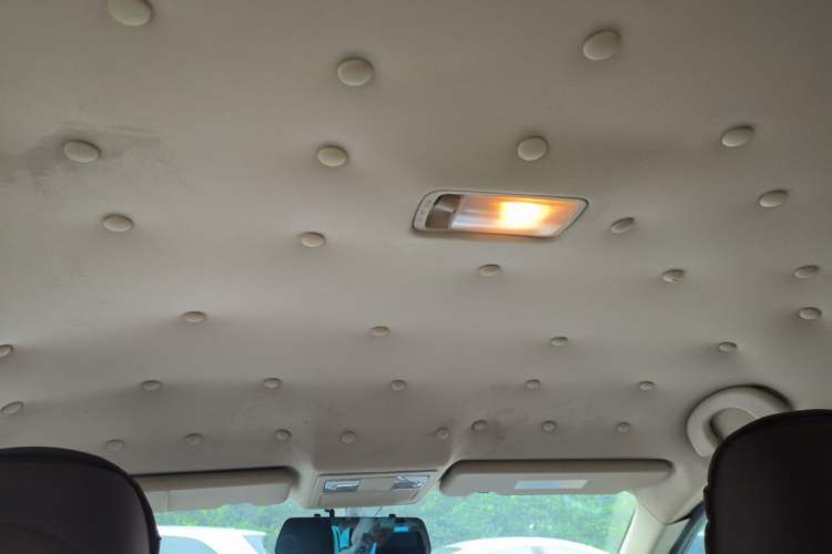 Used Dongfeng Aeolus AX7 2015 2.0L Automatic Zhiyue Version Headliner