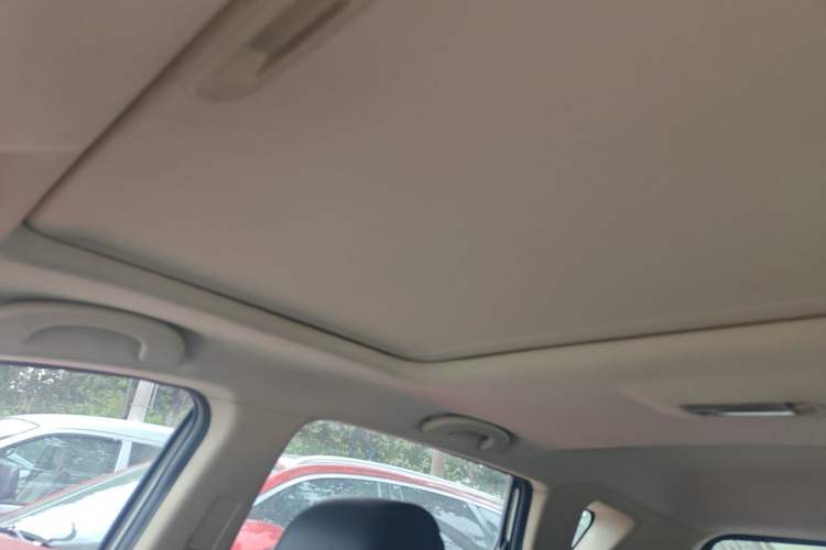 Used Dongfeng Aeolus AX7 2015 2.0L Manual Zhiyi Trim Headliner