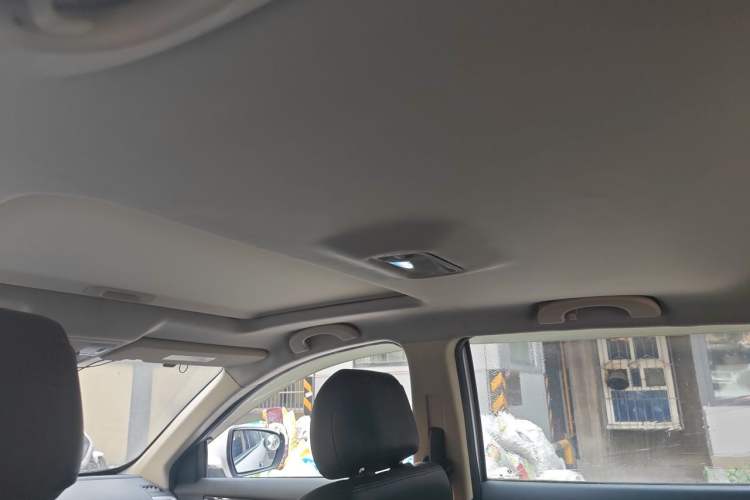 Used Dongfeng Aeolus AX7 2015 2.0L Automatic Zhiyi Trim Headliner