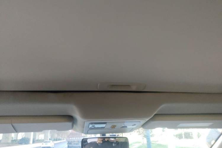 Used Dongfeng Aeolus AX7 2015 2.0L Manual Zhiyi Trim Headliner
