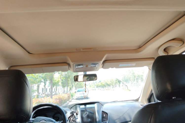 Used Dongfeng Aeolus AX7 2015 2.0L Manual Zhiyi Trim Headliner