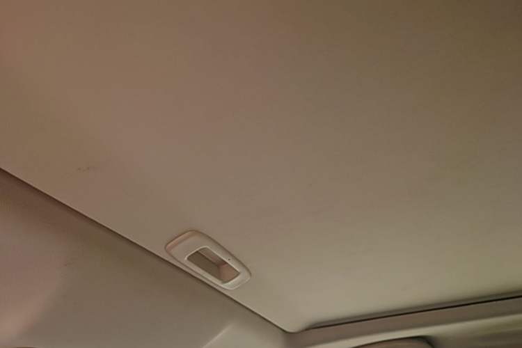 Used Dongfeng Aeolus AX7 2015 2.0L Manual Zhiyi Trim Headliner