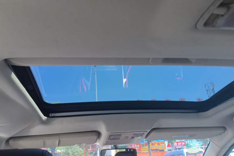 Used Dongfeng Aeolus AX7 2015 2.0L Automatic Zhiyi Trim Headliner