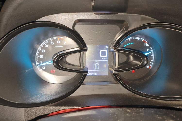 Used Dongfeng Aeolus AX7 2015 2.0L Manual Zhiyi Trim Instrument Cluster