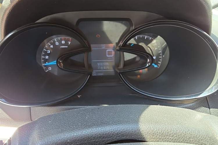 Used Dongfeng Aeolus AX7 2015 2.0L Automatic Zhiyi Trim Instrument Cluster