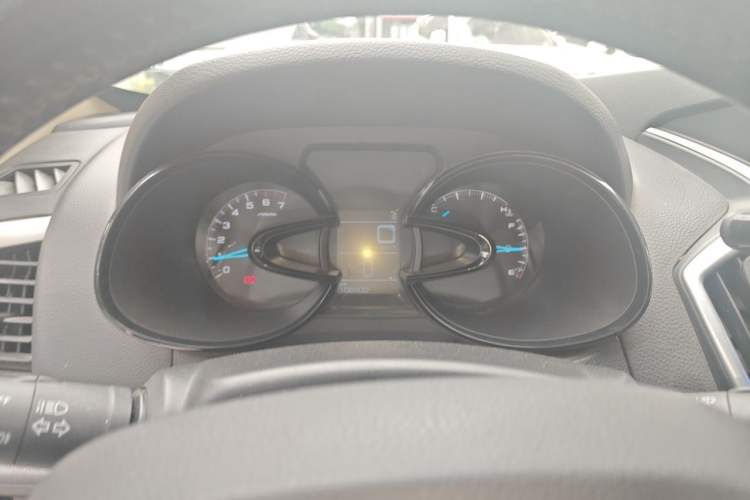 Used Dongfeng Aeolus AX7 2015 2.0L Manual Zhiyi Trim Instrument Cluster