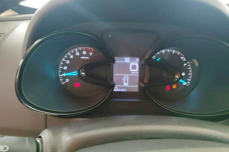 Used Dongfeng Aeolus AX7 2015 2.0L Automatic Zhiyi Trim Instrument Cluster