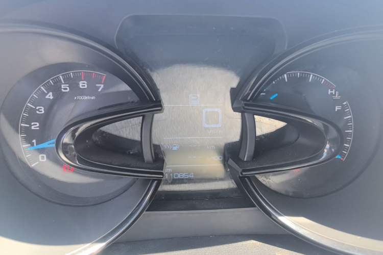 Used Dongfeng Aeolus AX7 2015 2.0L Automatic Zhiyi Trim Instrument Cluster