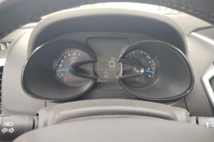 Used Dongfeng Aeolus AX7 2015 2.0L Manual Zhiyi Trim Instrument Cluster