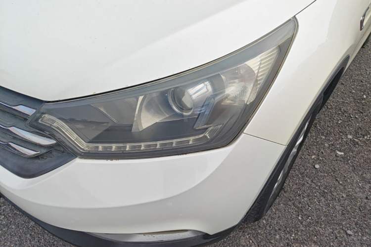 Used Dongfeng Aeolus AX7 2015 2.0L Automatic Zhiyi Trim Left Front Headlight