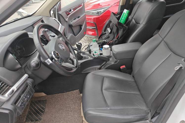 Used Dongfeng Aeolus AX7 2015 2.0L Manual Zhiyi Trim Left Front Seat