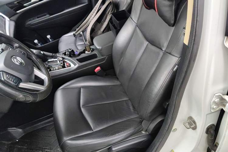 Used Dongfeng Aeolus AX7 2015 2.0L Automatic Zhiyi Trim Left Front Seat