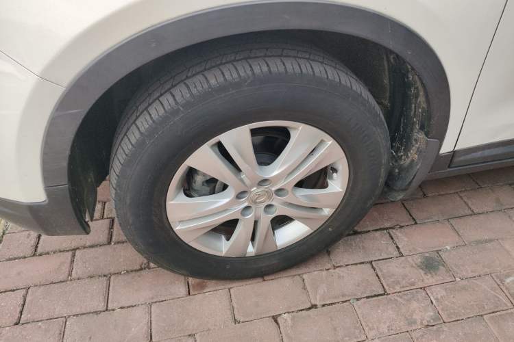 Used Dongfeng Aeolus AX7 2015 2.0L Automatic Zhiyue Version Left Front Wheel Hub