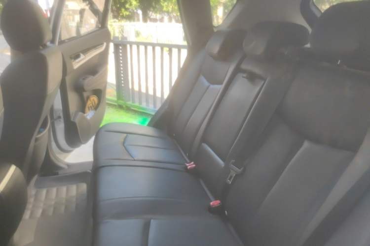Used Dongfeng Aeolus AX7 2015 2.0L Manual Zhiyi Trim Left Rear Seat