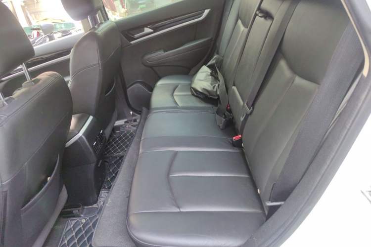 Used Dongfeng Aeolus AX7 2015 2.3L Automatic ZhiZun Version Left Rear Seat